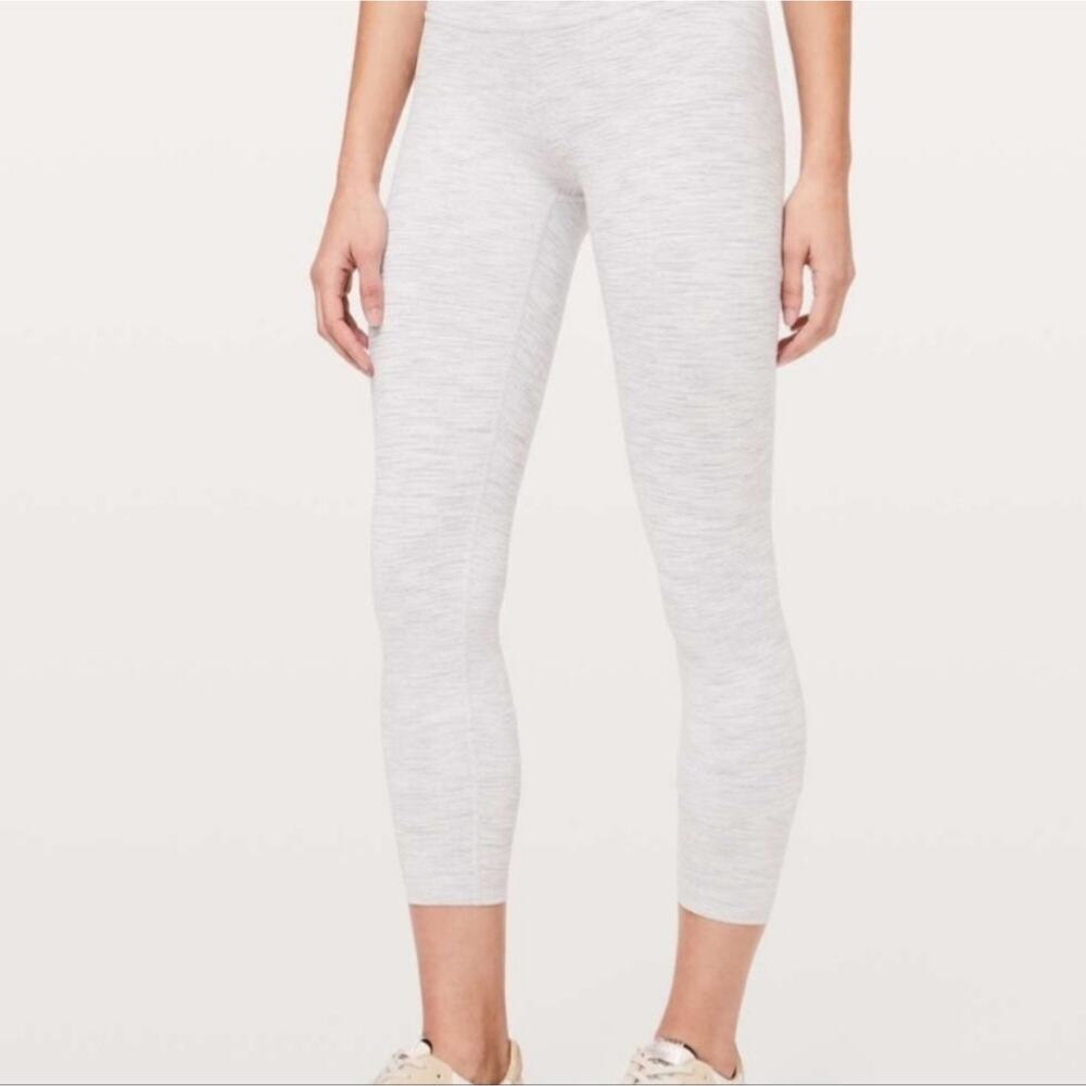 Lululemon Wunder Under High-Rise 7/8 Tight Wee Are From Space Nimbus Size 4